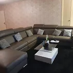 Dans Grand De 113m2 Proche Paris Δωμάτια σε οικογενειακή κατοικία *