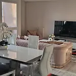 Dans Grand De 113m2 Proche Paris منزل للإقامة