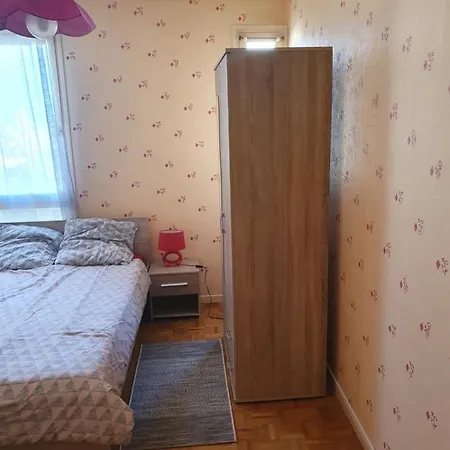 Dans Grand De 113m2 Proche Paris Quarto em Acomodações Particulares *