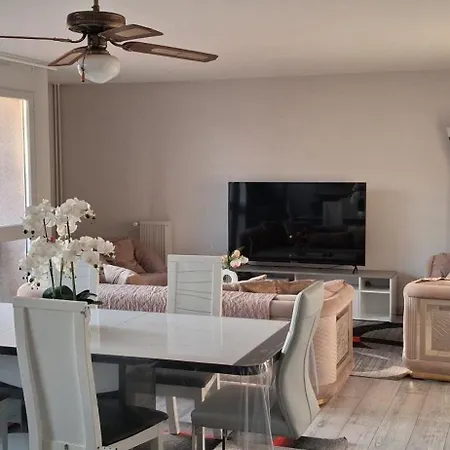 Dans Grand De 113m2 Proche Paris Privatunterkunft Creil