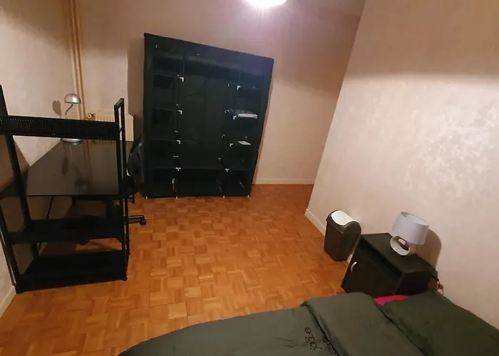 Séjour chez l'habitant Dans Grand De 113m2 Proche Paris