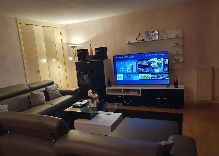 Dans Grand De 113m2 Proche Paris Séjour chez l'habitant