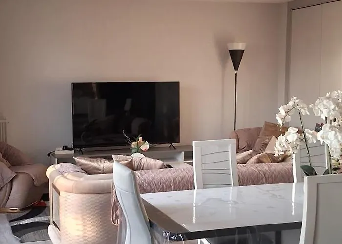 Séjour chez l'habitant Dans Grand De 113m2 Proche Paris