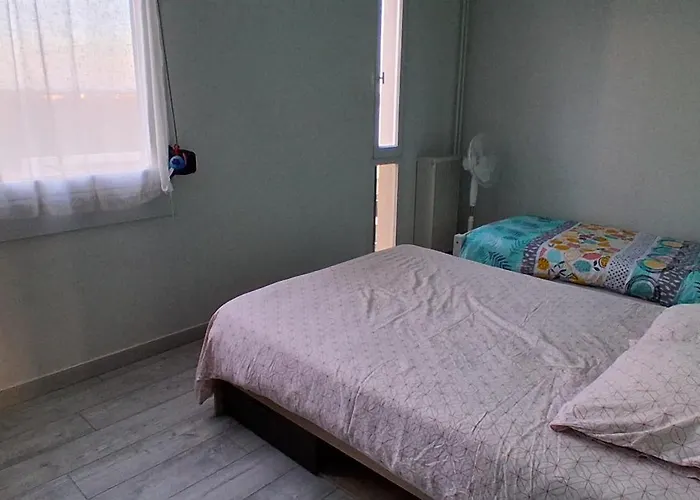 Dans Grand De 113m2 Proche Paris Séjour chez l'habitant