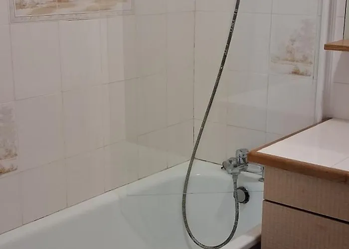 Dans Grand De 113m2 Proche Paris Séjour chez l'habitant Creil